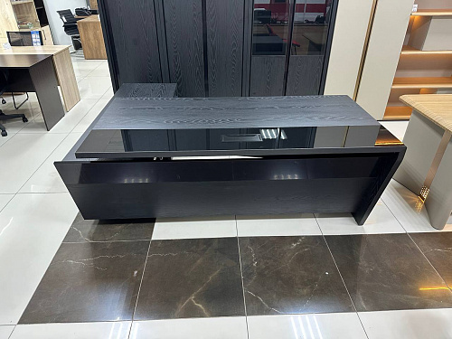 Стол руководителя с правой тумбой Corner COR.SRT-20 (R) 