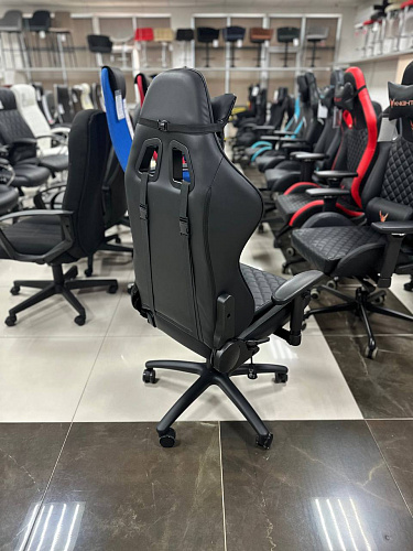 Игровое кресло Cactus CS-CHR-030BL черный